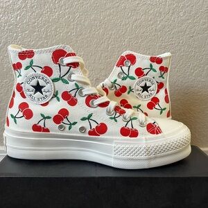 Cherry Platform Converse Women’s Size 6